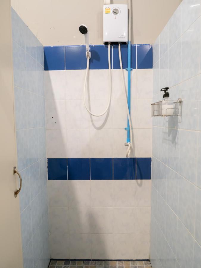 Leisure Hostal *