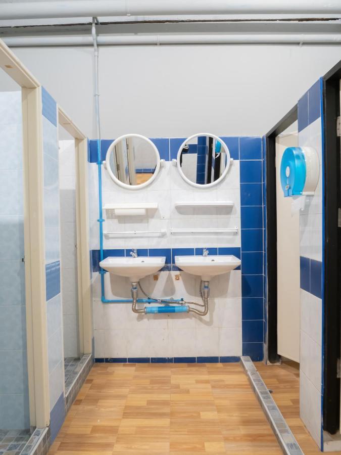Hostel Leisure